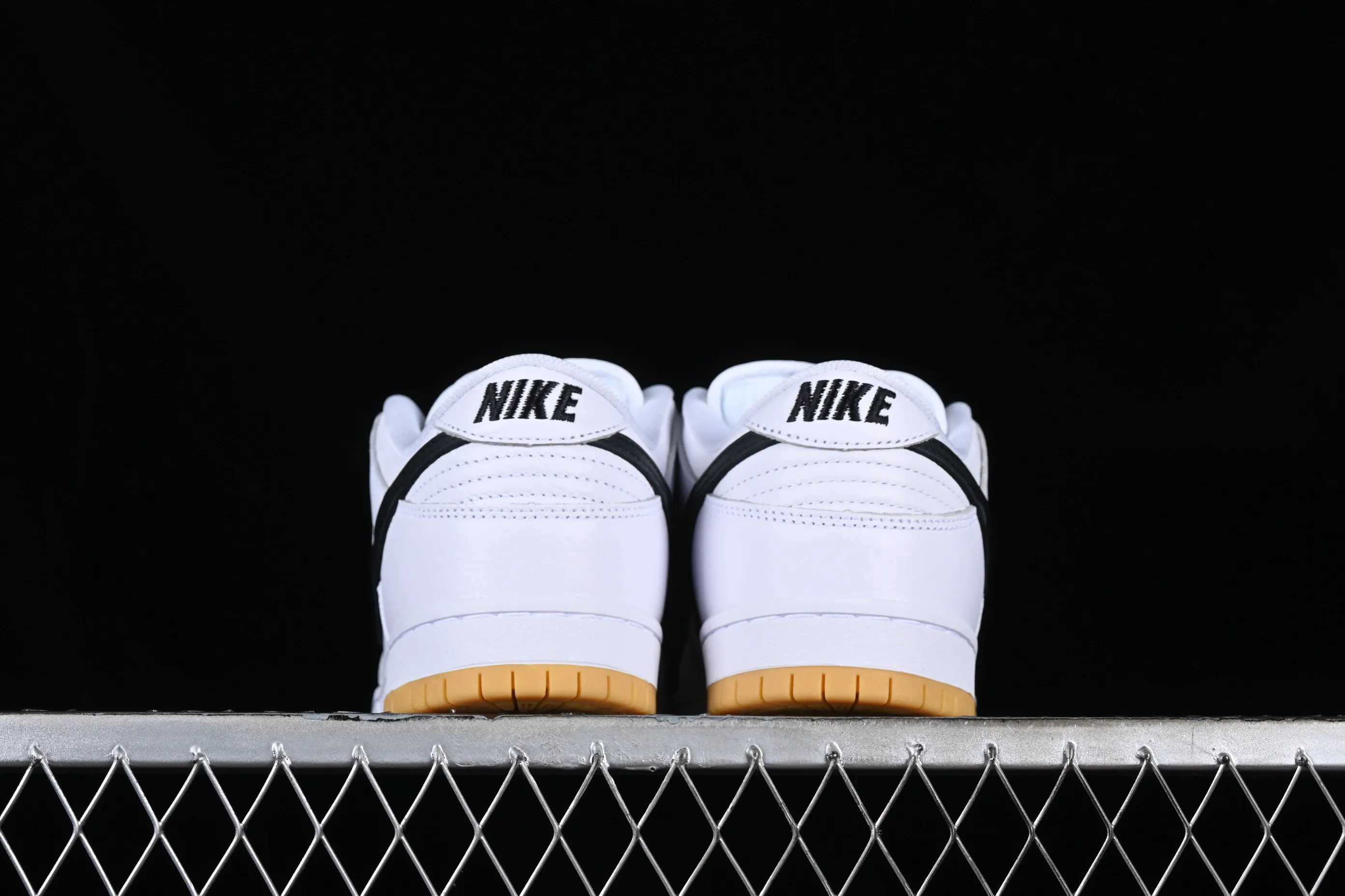 All categories Nk SB Dunk series Nk SB Dunk Low low-top sneakers Nk SB Dunk Low Pro ISO dunk series retro top layer low-top casual sports skateboard shoes CD2563-101